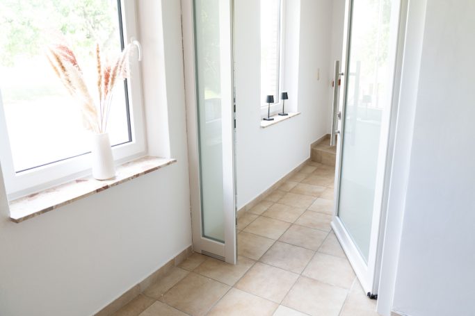 Flur Heller Flur der Ferienwohnung mit Tageslicht und separatem Eingang
